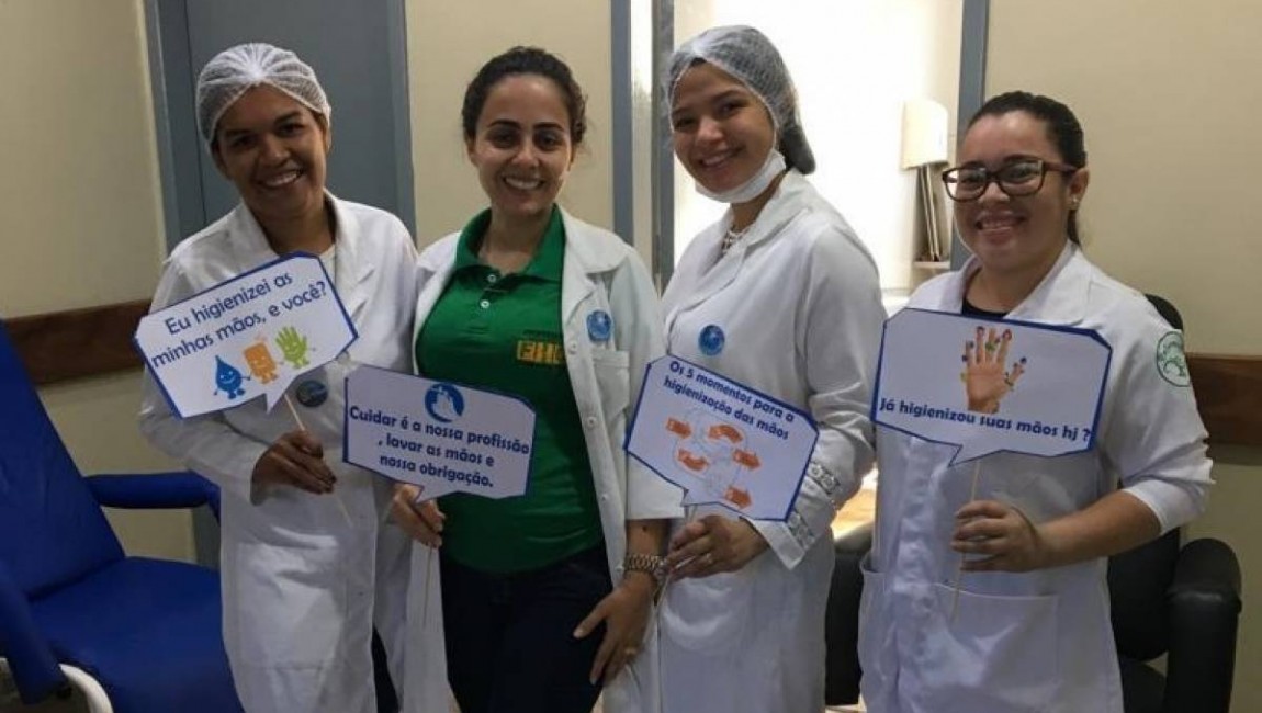 Alunas de Enfermagem da FIC promovem dinâmica alusiva ao Dia Mundial de Higienização das Mãos